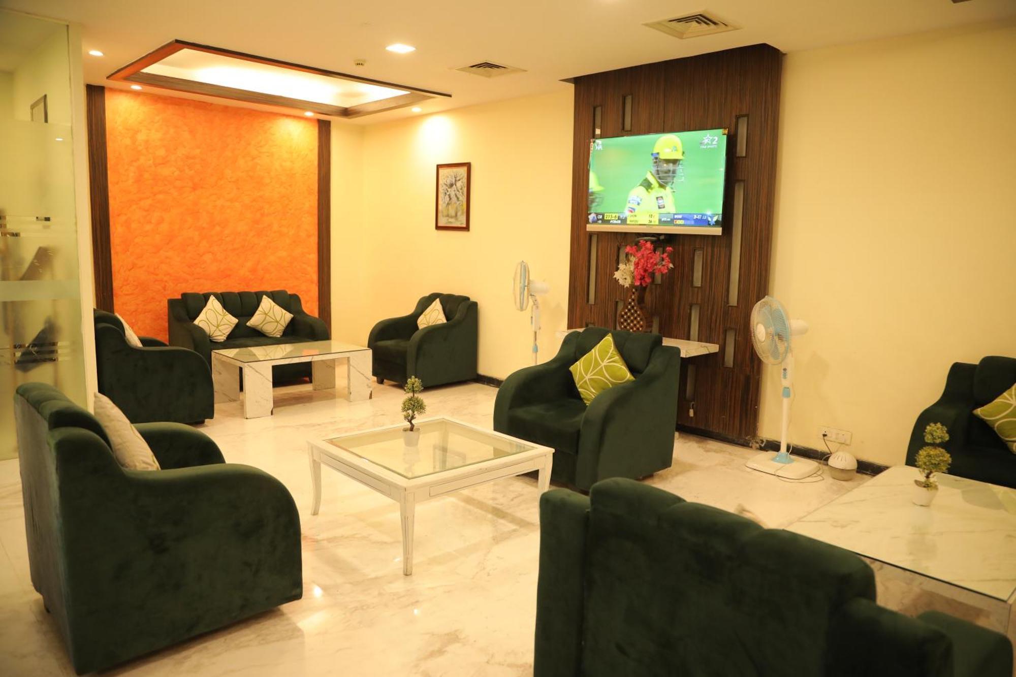Hyphen Haridwar Grand Hotel Exterior foto