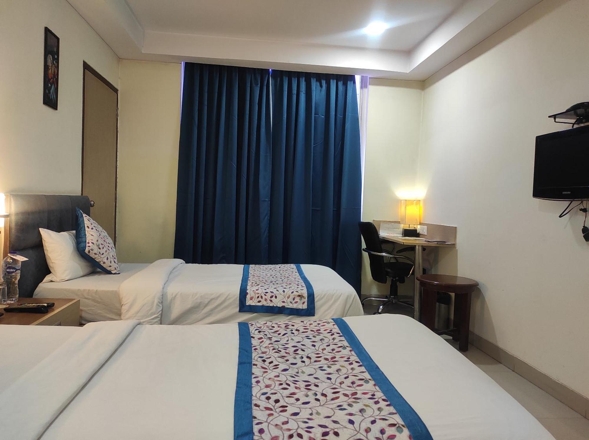 Hyphen Haridwar Grand Hotel Exterior foto