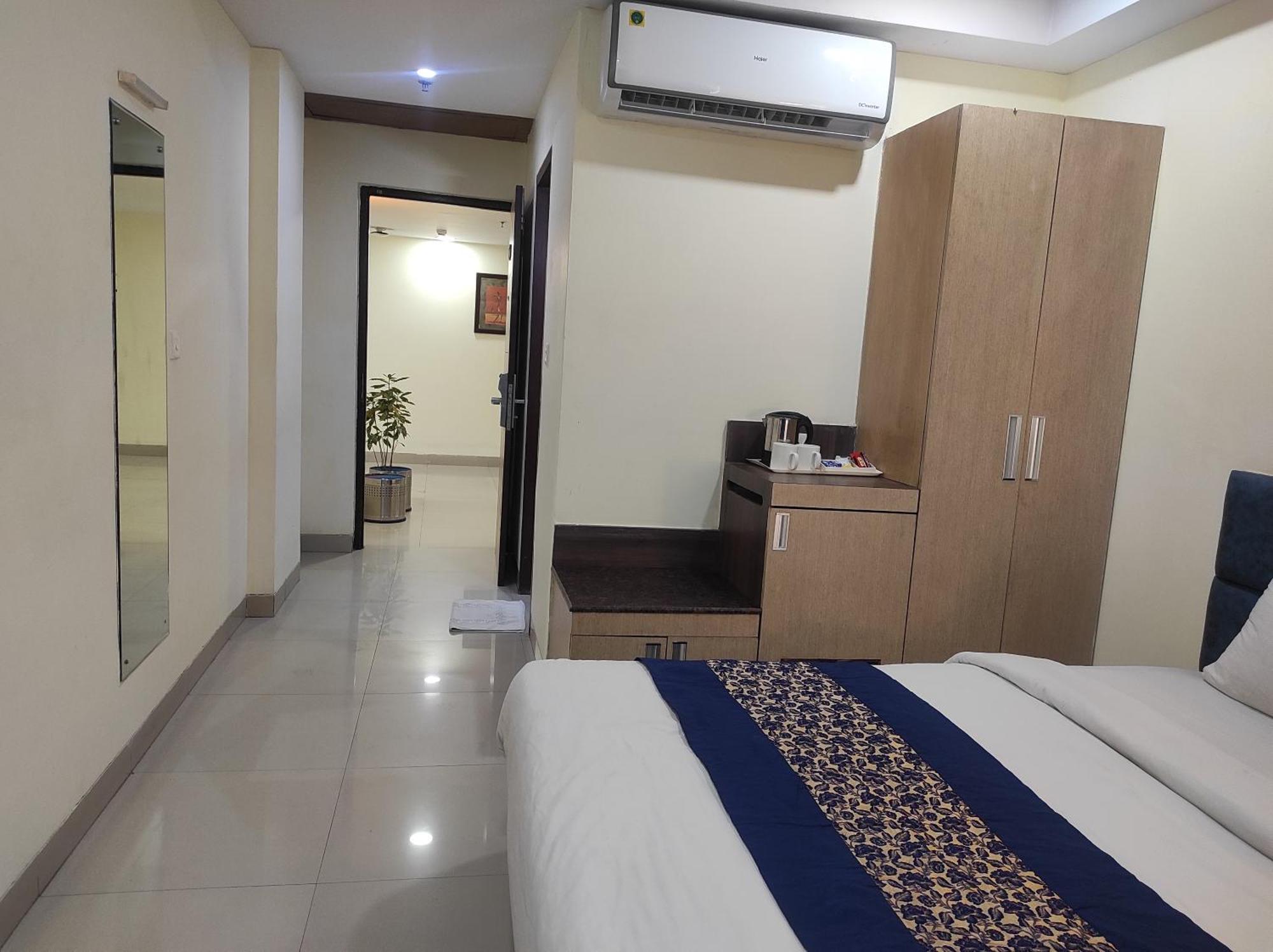 Hyphen Haridwar Grand Hotel Exterior foto